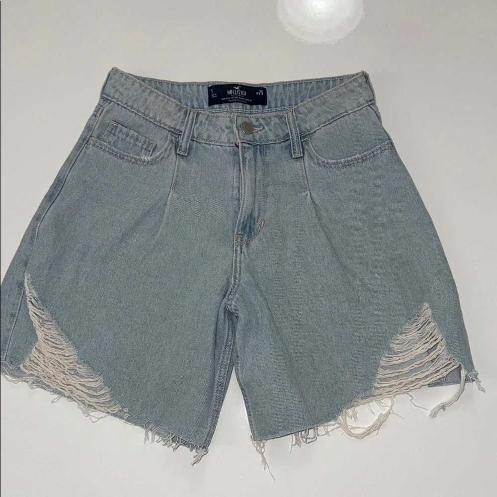 Hollister California High Rise Vintage Baggy Denim Shorts W25